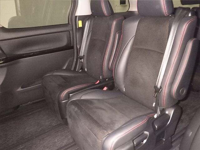 Toyota VELLFIRE 2012 7063346-7