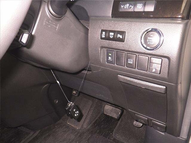 Toyota VELLFIRE 2012 7063346-9