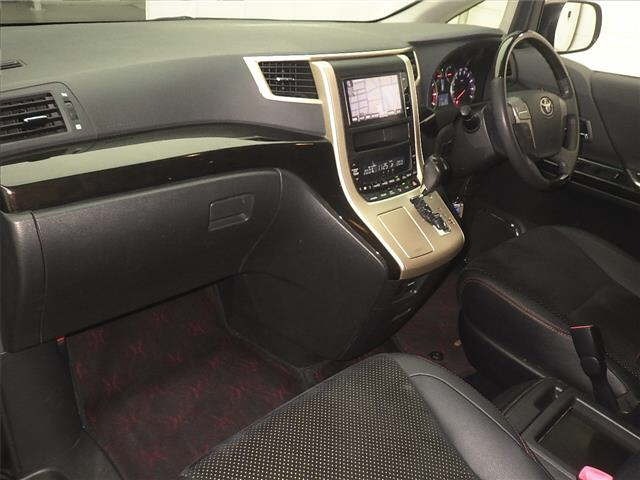 Toyota VELLFIRE 2013 7063347-4