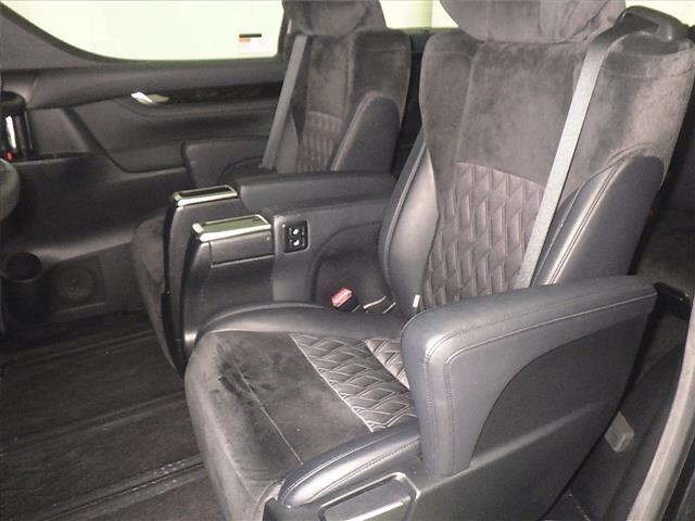 Toyota VELLFIRE 2017 7063348-7