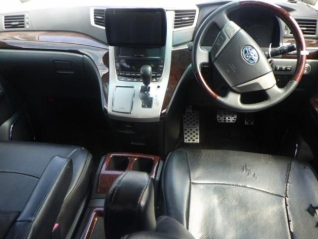 Toyota VELLFIRE 2013 7063352-3