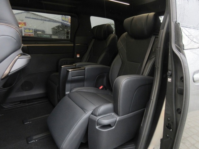 Toyota VELLFIRE 2026 7063364-14