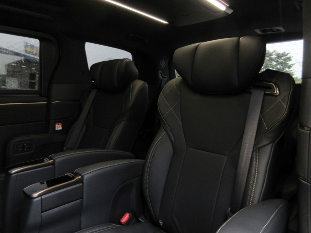 Toyota VELLFIRE 2026 7063364-15