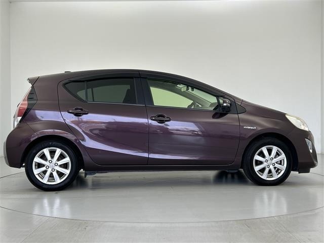 Toyota AQUA 2016 7086203-13