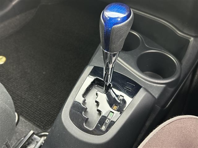 Toyota AQUA 2016 7086203-6