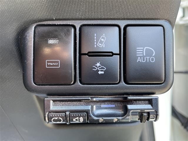 Toyota AQUA 2019 7086204-12