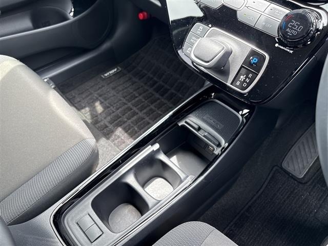 Toyota AQUA 2024 7086293-2