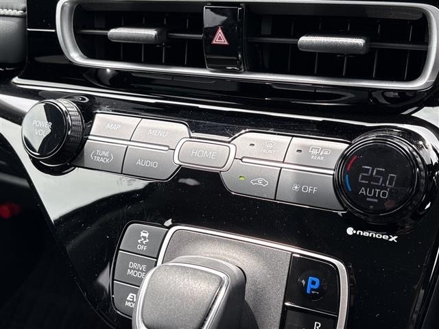 Toyota AQUA 2024 7086293-22
