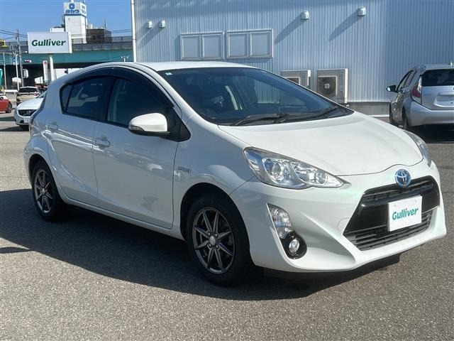 Toyota AQUA 2016 7086304-0