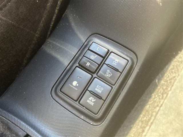 Toyota AQUA 2016 7086304-2
