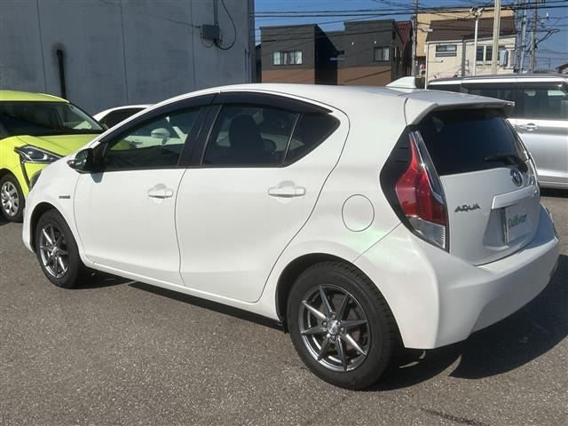 Toyota AQUA 2016 7086304-3