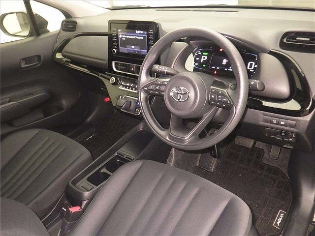Toyota AQUA 2024 7086493-3