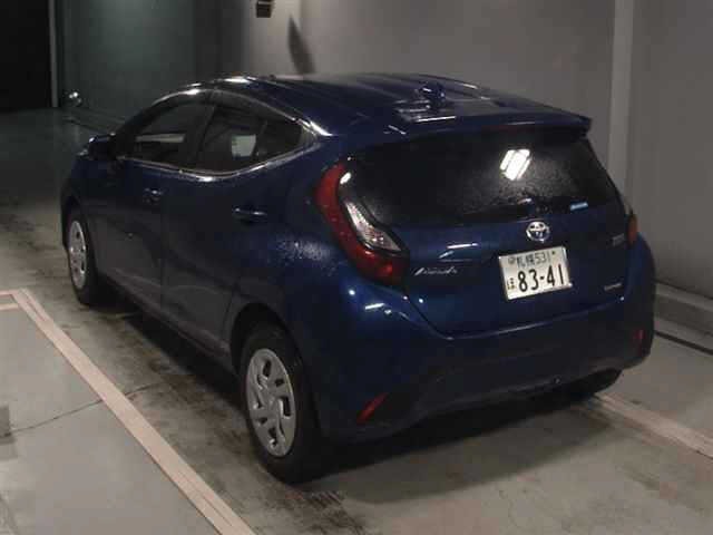 Toyota AQUA 2024 7086561-1
