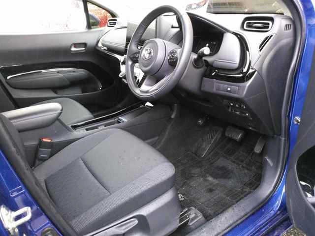 Toyota AQUA 2024 7086561-3