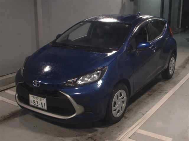 Toyota AQUA 2024 7086561-4
