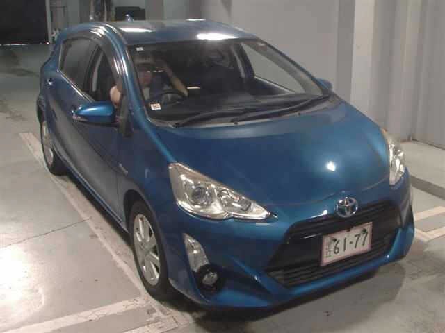 Toyota AQUA 2016 7086562-0