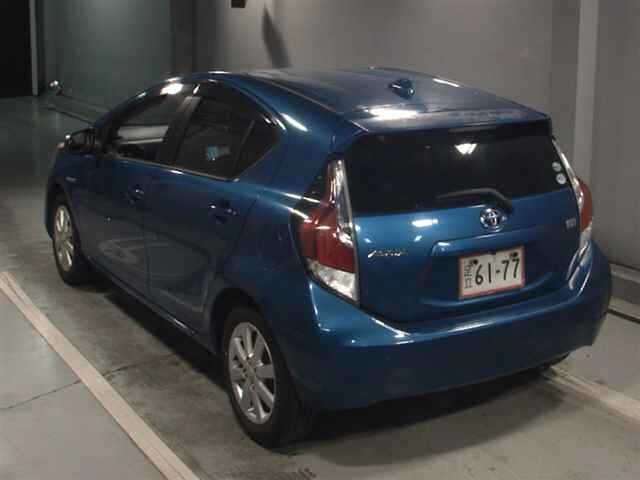 Toyota AQUA 2016 7086562-1
