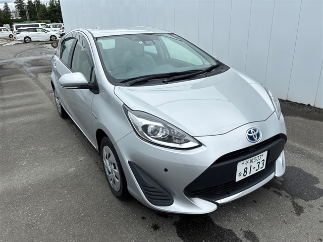 Toyota AQUA 2020 7086589-0