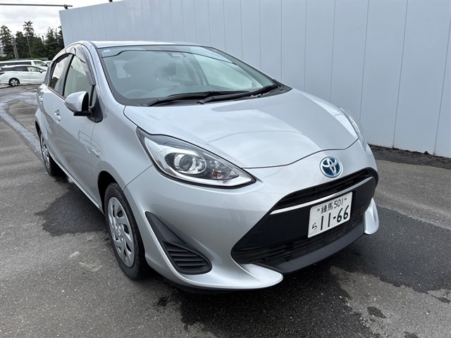 Toyota AQUA 2018 7086597-0