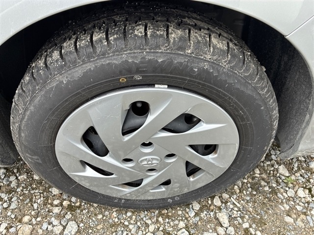 Toyota AQUA 2018 7086598-7