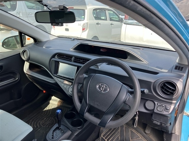 Toyota AQUA 2016 7086614-3
