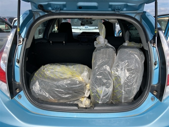 Toyota AQUA 2016 7086614-8