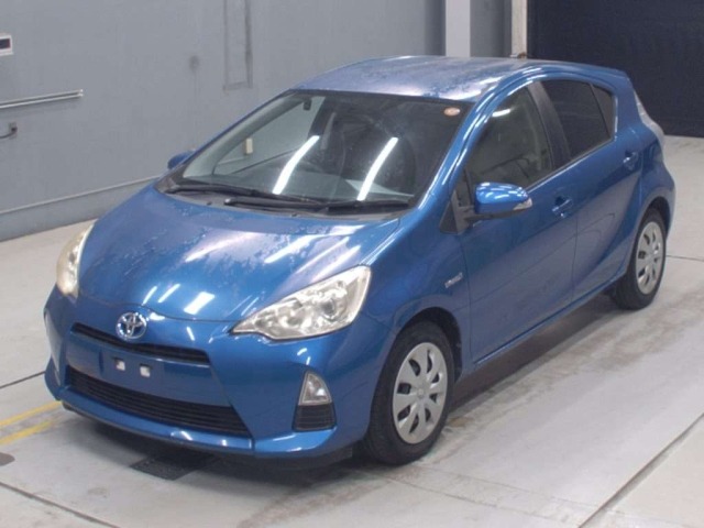 Toyota AQUA 2014 7086684-0
