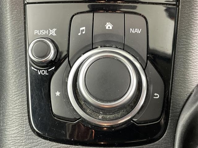 Mazda AXELA 2016 7072409-3