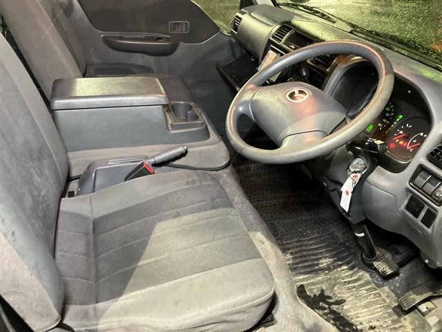 Mazda BONGO VAN 2014 7070585-5