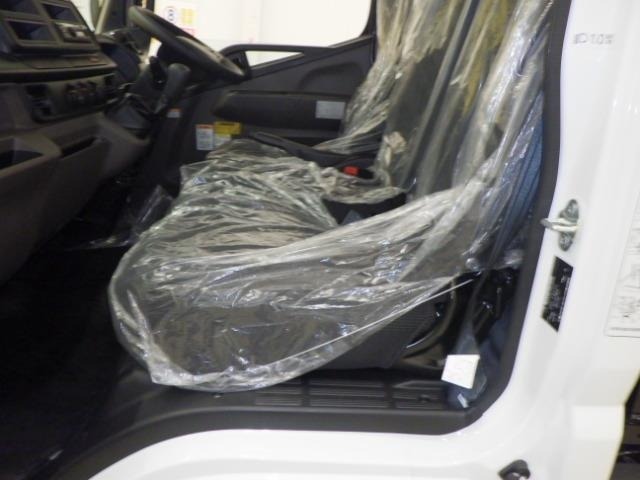 Mitsubishi CANTER 2025 7083442-8