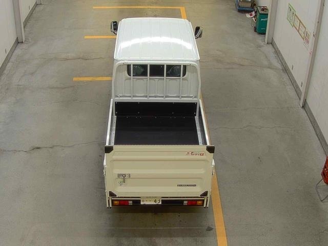 Mitsubishi CANTER 2025 7083449-3