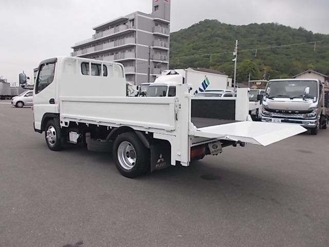 Mitsubishi CANTER 2017 7083519-10