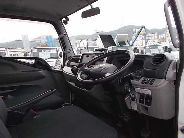 Mitsubishi CANTER 2017 7083519-3