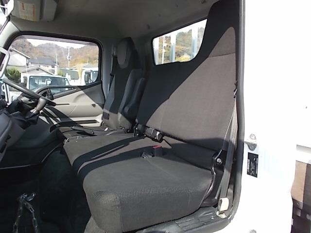 Mitsubishi CANTER 2019 7083527-4