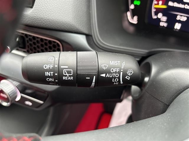 Honda CIVIC 2024 7069195-2