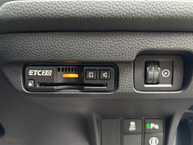 Honda CIVIC 2024 7069195-8