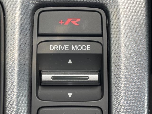 Honda CIVIC 2026 7069200-4