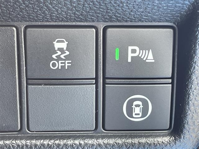 Honda CIVIC 2026 7069200-8