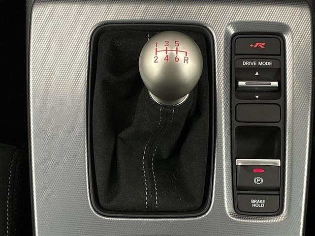 Honda CIVIC 2025 7069243-9
