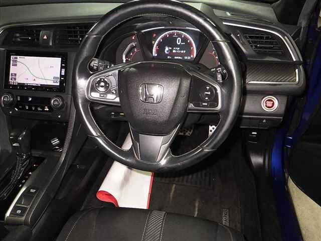 Honda CIVIC 2017 7069265-8
