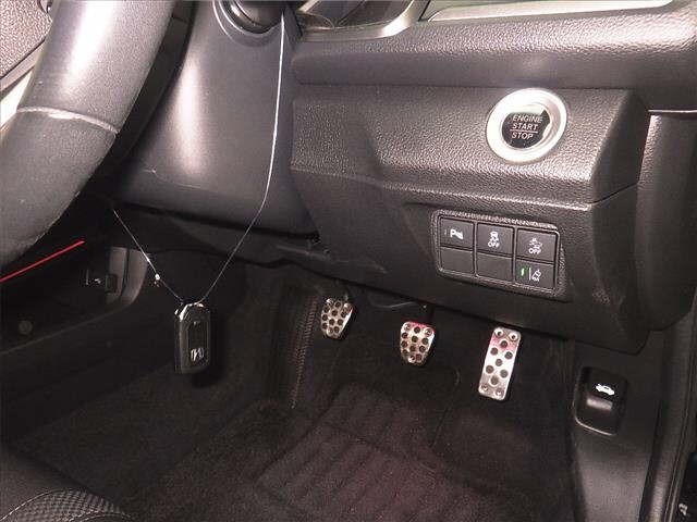Honda CIVIC 2020 7069302-8