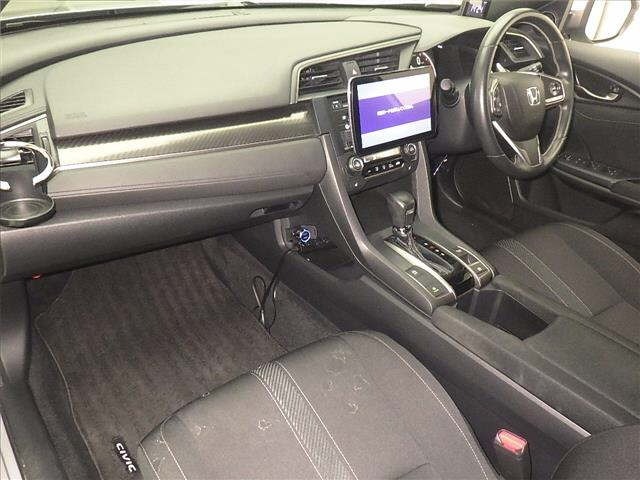 Honda CIVIC 2018 7069314-4