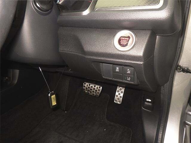 Honda CIVIC 2018 7069314-8