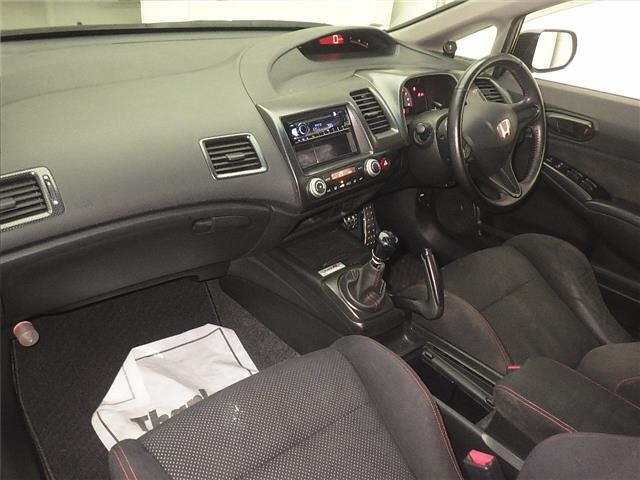 Honda CIVIC 2010 7069321-4