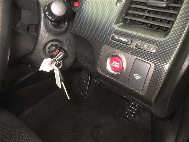 Honda CIVIC 2010 7069321-8