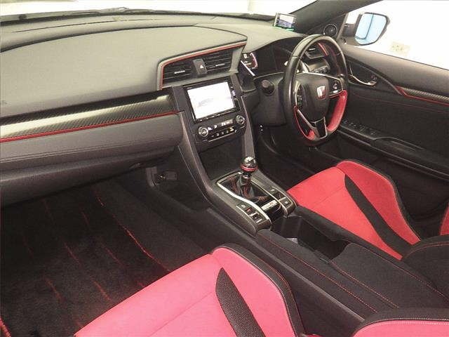 Honda CIVIC 2019 7069357-4