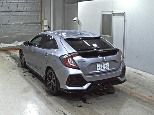 Honda CIVIC 2018 7069396-1