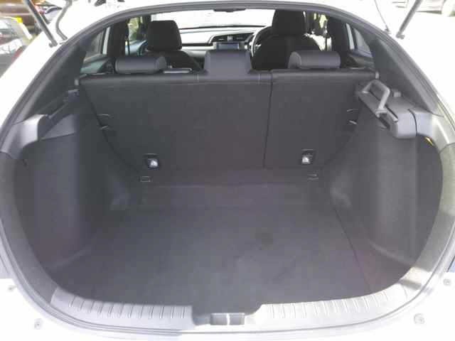Honda CIVIC 2019 7069426-10