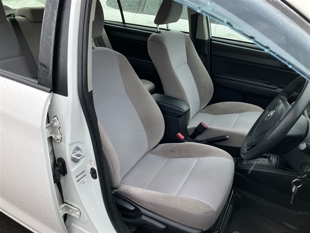 Toyota COROLLA AXIO 2017 7084657-5