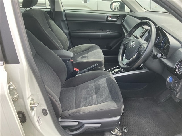 Toyota COROLLA AXIO 2019 7084661-5